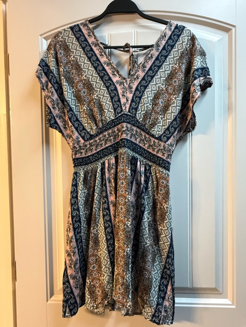 Bebop Large Boho Printed V-Neck Dress Pink Blue Short Sleeve - Picture 3 of 6